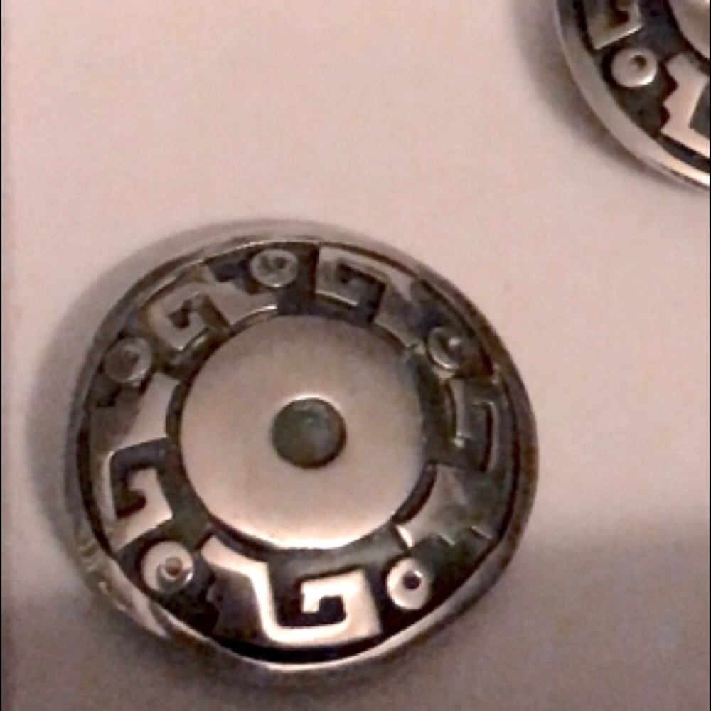 Handcrafted. Vintage sterling earrings w/clasp. - Picture 2 of 6